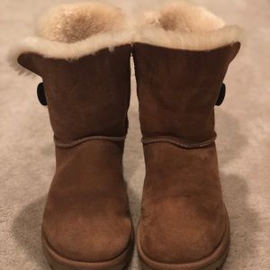Ugg Bailey Button